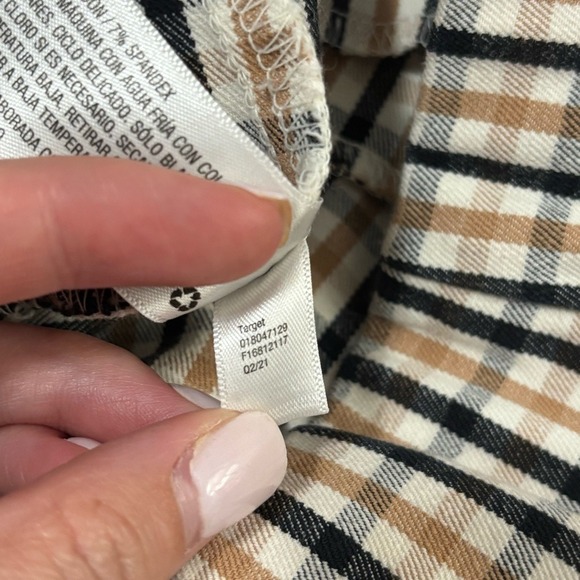 A‎ New Day Checkered High Rise Ankle Pants Plaid - Picture 10 of 10